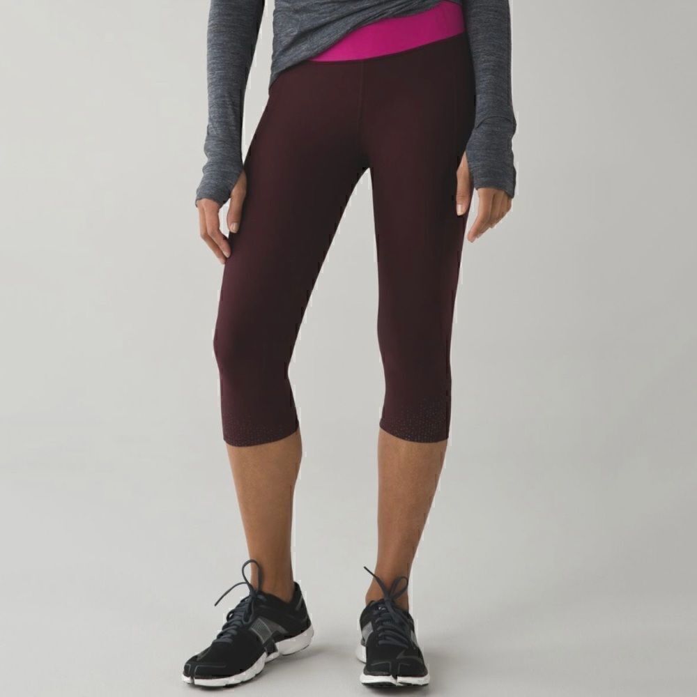 Lululemon Tight Stuff Crop in Bordeaux Drama / Raspberry